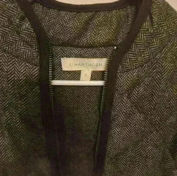 41 Hawthorn Wmn's 1X Full Zip Shara Herringbone Gray/Black Quilted Vest - Picture 2 of 3